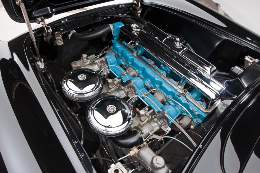  Chevrolet Corvette Roadster Black 1954 года  (фото 21 из 22)